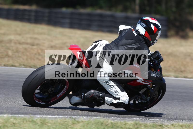 Archiv-2022/50 09.08.2022 MSS und TÖFF Track Day ADR/Gruppe blau/backside